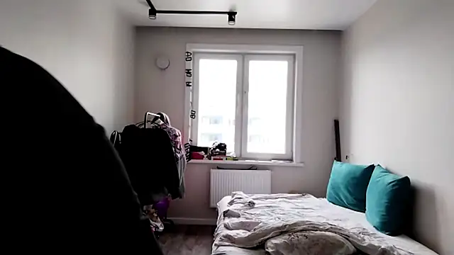 AdelineCanup – Live XXX-chat
