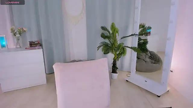 Laly_Peach Live XXX Chat