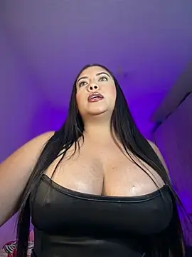 cami_ortiz__ Adlı Modelin Canlı XXX Sohbeti