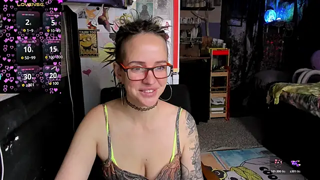 Онлайн чат XXX LisaFoxy_y