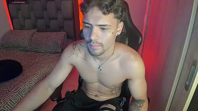 Chat +18 de justin_lenox ao vivo