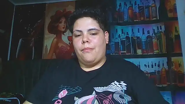 Hailey_Curvy Show in webcam