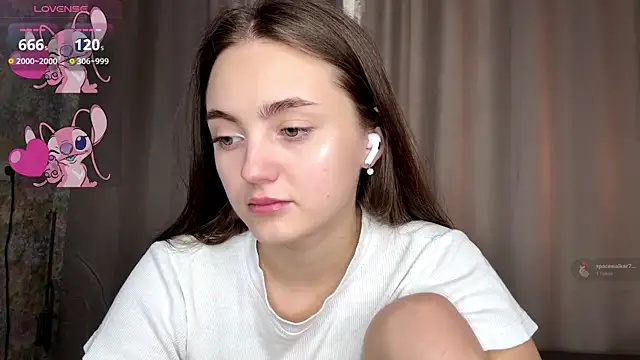 Czat XXX na żywo – LoraDavi