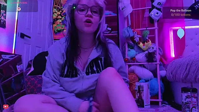 Cutiepiespanks live XXX chat