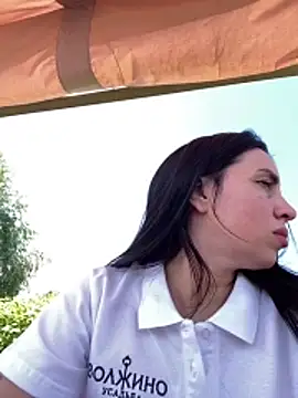 חדר צ'אט בשידור חי של Alex_Svift