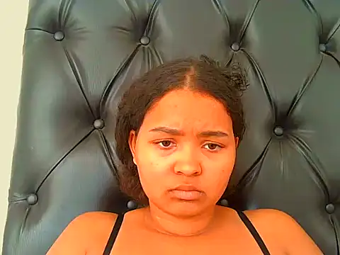 indianaphrodite1's Live XXX Chat