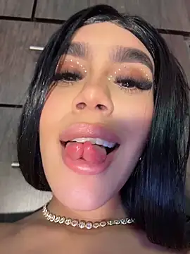 Tyra_malkovaa Шоу с уебкамера