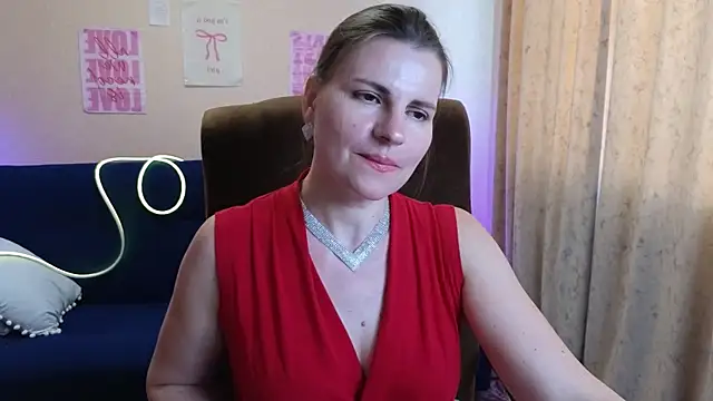 Chat XXX ao vivo de Mirabelle_Velvet