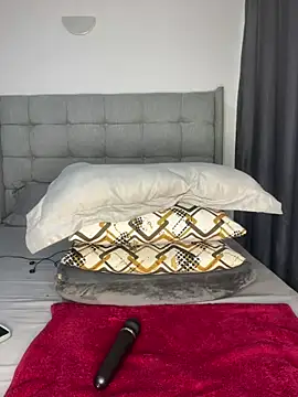 Chat +18 de prettiepearl ao vivo