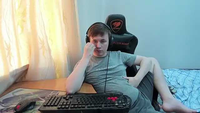Show modela iliaskrislove na web-kameri