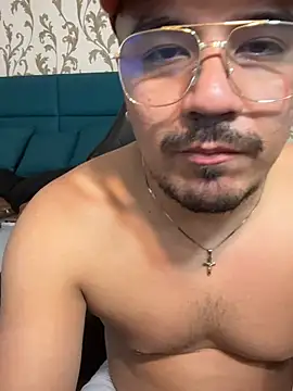 Dante_Goldt élő XXX-chatje