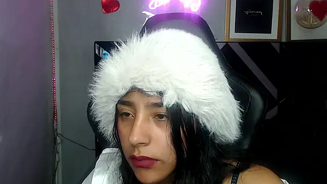 Arimeraki_v Show in webcam