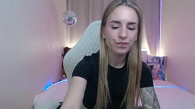 Webkamerová show DeboraHorny