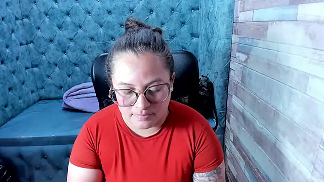 Chat XXX en directo de Sarah_Boobs_
