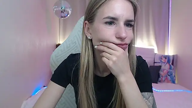 DeboraHorny: онлайн-секс-чат