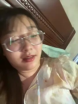 sisi-maiden's Live XXX Chat
