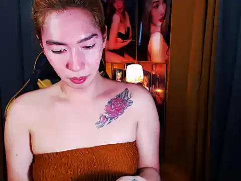 sexynaughtychristinaxx 网络视讯表演
