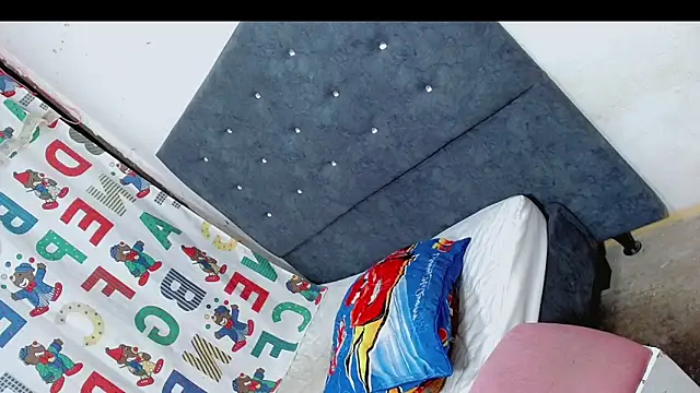 DULCETENTACIONTS Adlı Modelin Web Kamerası Şovu