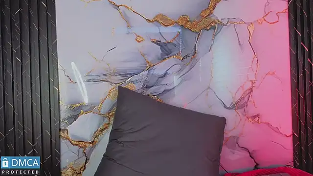 Webkamerová show MaeveKuro