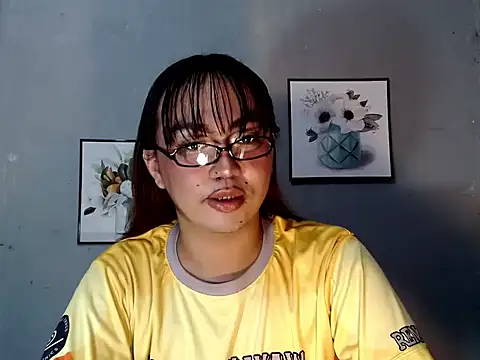 Asianblk_barbiedoll 网络视讯表演