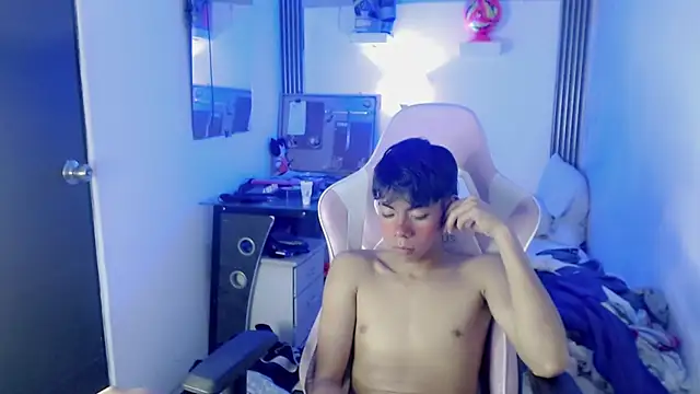Liarr_ Chat XXX live