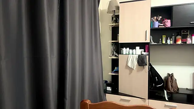 XXX chat uživo modela AquilineOrites
