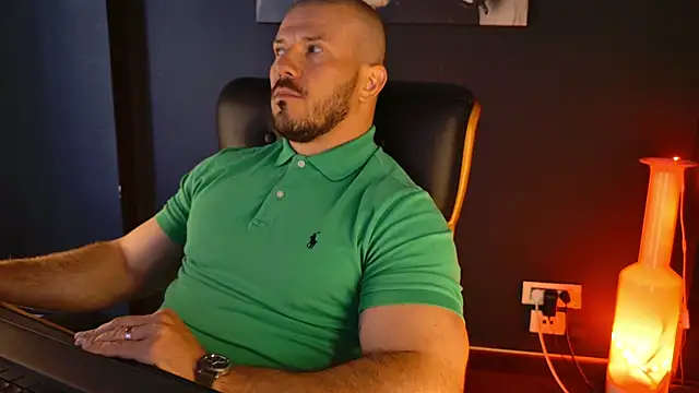 AngeloEric's Live XXX Chat