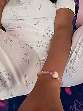 Ammu14399 Adlı Modelin Canlı XXX Sohbeti