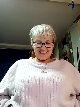 irinamaux Adlı Modelin Canlı XXX Sohbeti