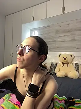 Chatroom XXX en direct de MartiniiSelenna
