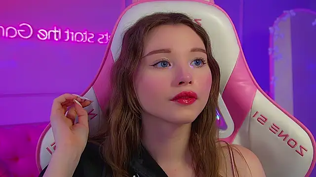Živý XXX chat KeiraAsti