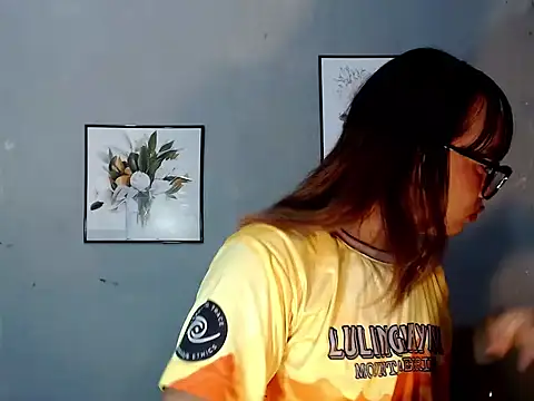 Asianblk_barbiedoll Pertunjukan Webcam