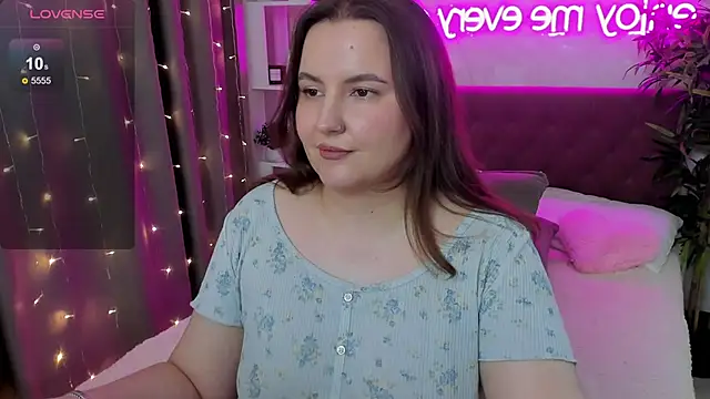 FeralPeach – Naživo XXX chat