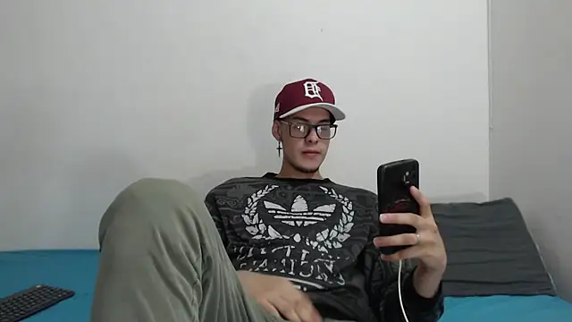 Vlad__night's Live XXX Chat