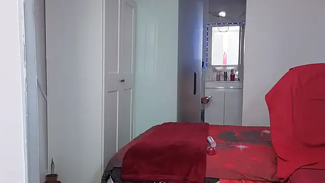 HotSpicyGujju's Live XXX Chat
