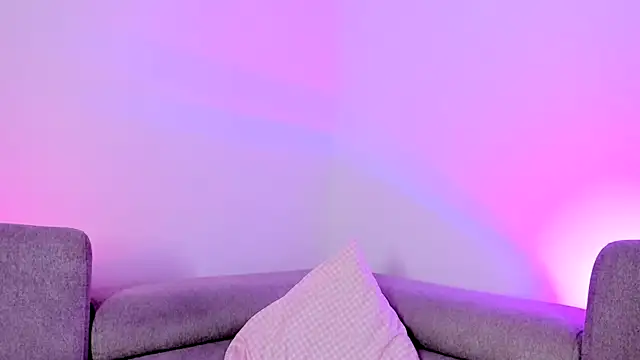 Kirana_Hayes' Webcam Show