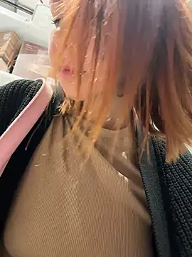 RosieSecret Show in webcam