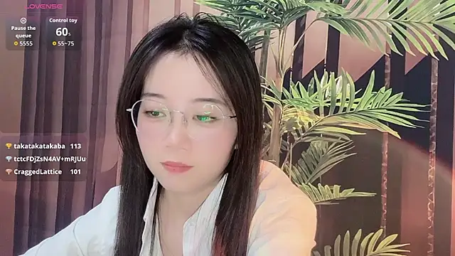 77-Vicky live XXX chat