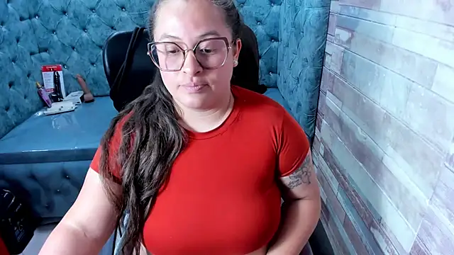 Sarah_Boobs_ 即時 XXX 聊天