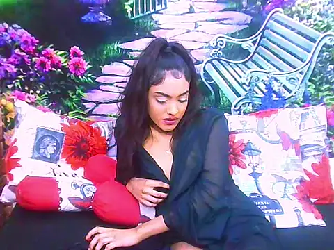 IndianPretty14u2Luv Live XXX-chat