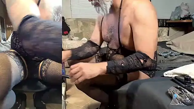 Clouds_4play Show in webcam