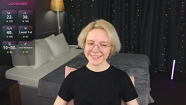 HottoKori Adlı Modelin Canlı XXX Sohbeti