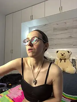 Chatroom XXX en direct de MartiniiSelenna
