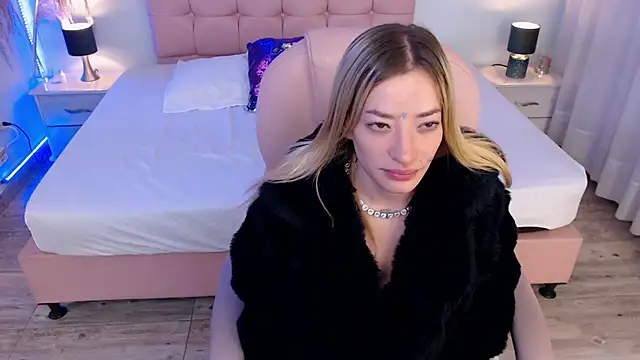 zoe_jones13 élő XXX-chatje