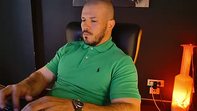 AngeloEric's Live XXX Chat