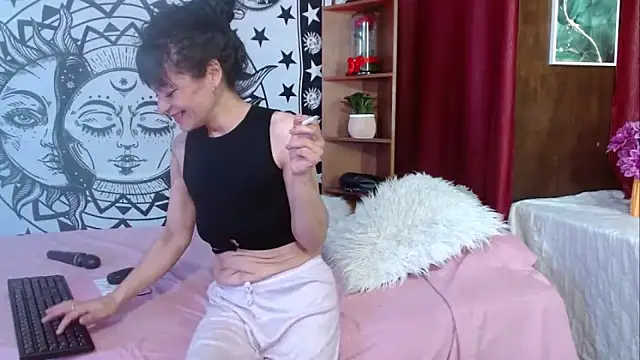 Chat +18 de _Alexandra_Jones ao vivo