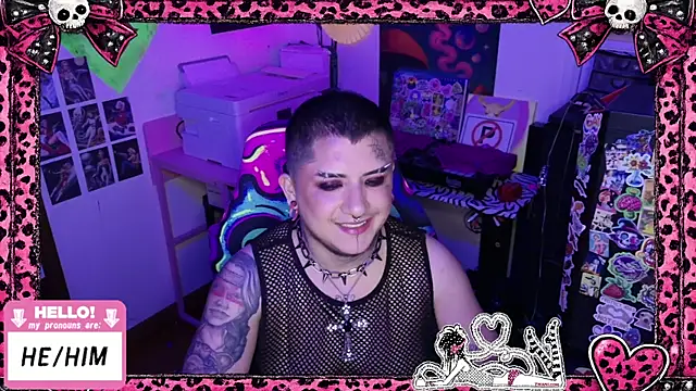 masterkevinftm: διαδικτυακό σόου στην κάμερα
