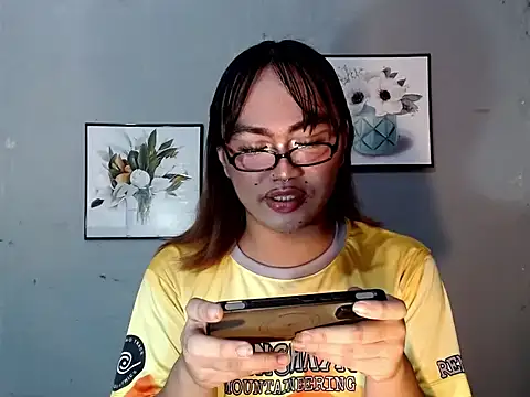 Asianblk_barbiedoll Show Webcam