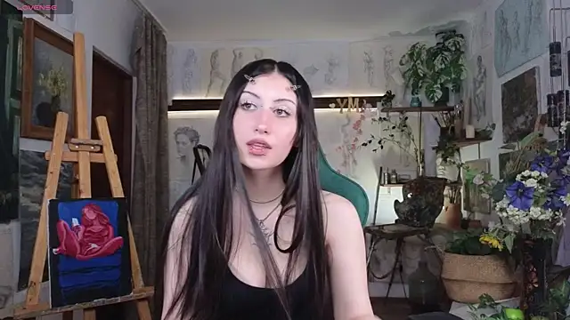 חדר צ'אט בשידור חי של EffieMeowley