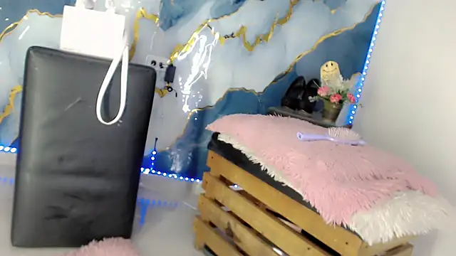 NathalialLooes' Live XXX Chat